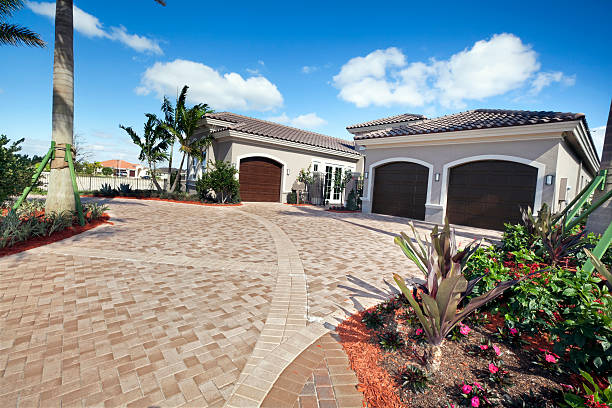 Best Driveway Borders and Edging Pavers in University Of Lifornia Santa Barbara, CA